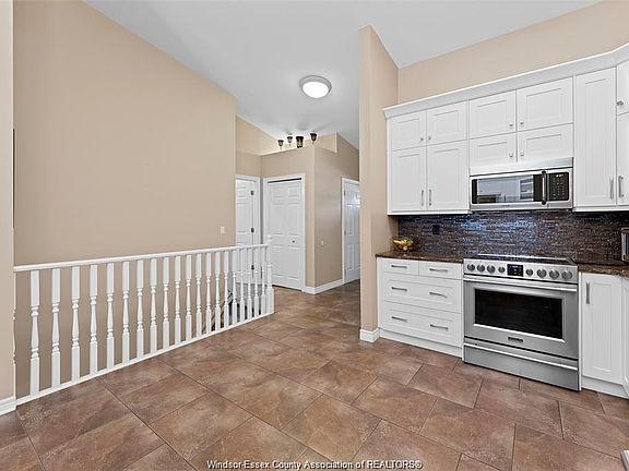4th image of 3748 Prairie Ct