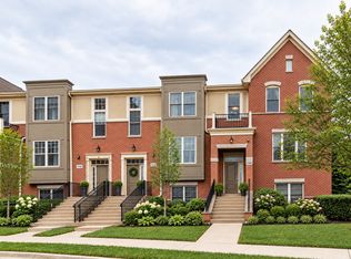 1140 Danforth Ct, Vernon Hills, IL 60061