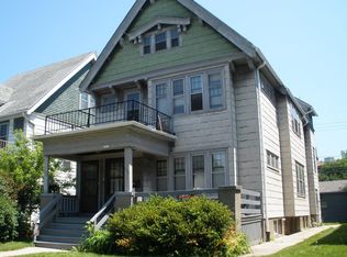 3372 N Oakland Ave #3372, Milwaukee, WI 53211