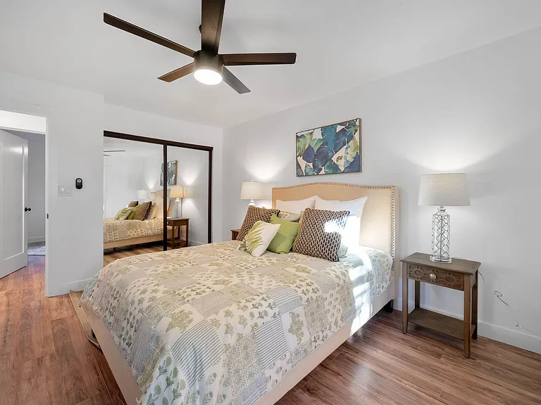 3233 Herman Avenue — Photo 5