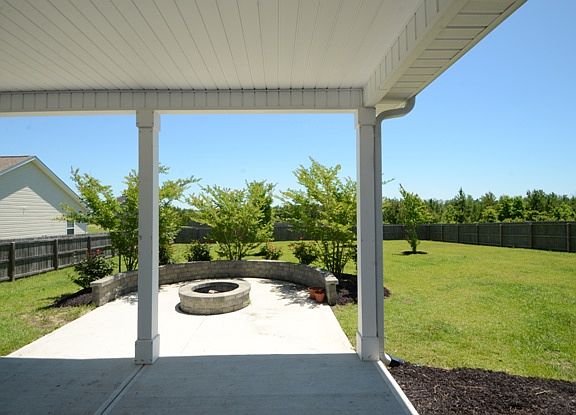 2nd image of 123 Palo Alto Park Dr