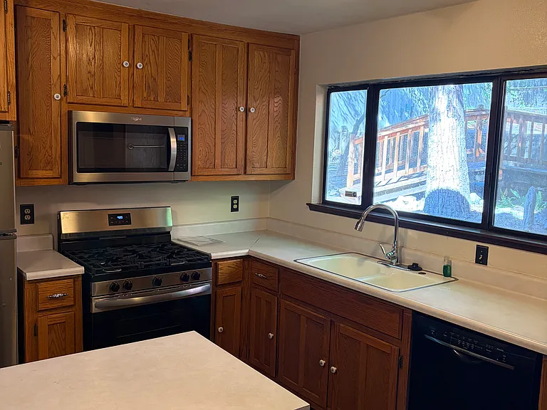 322 Mill St — Photo 13