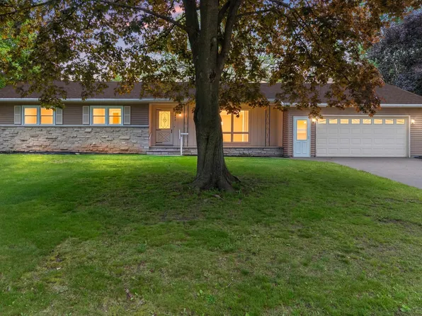 242 N Clinton Ave, Clintonville, WI 54929