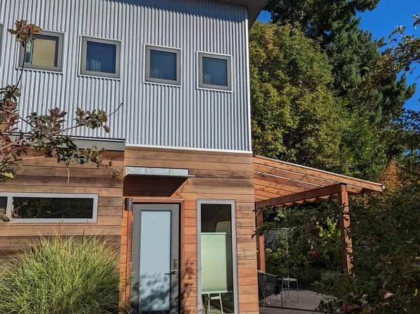 9740 3rd Ave NW Unit B, Seattle, WA 98117