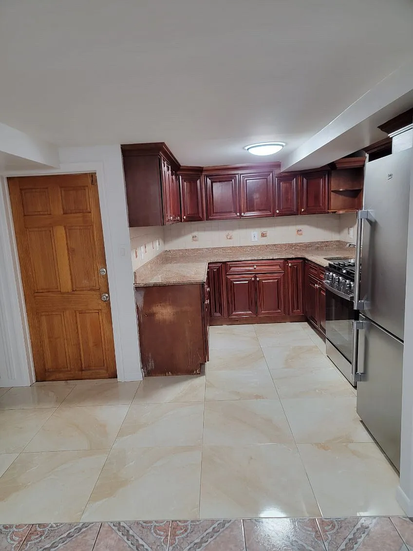 2 bed, $2,200 — Photo 1
