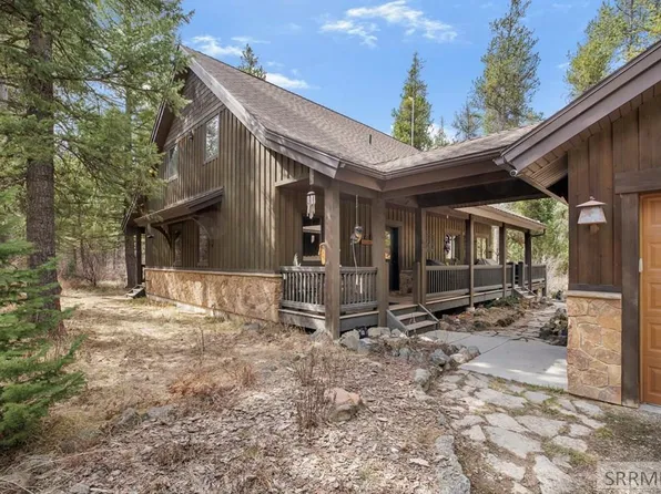 1533 Shadow Run, Ashton, ID 83420