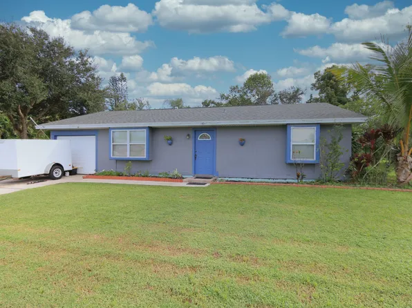 274 NE Brunson Court, Port St Lucie, FL 34983