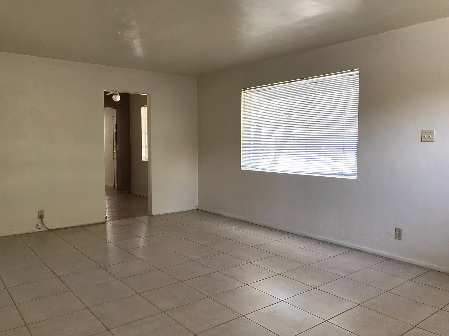 Tempe 3 Bed | 1.5 Bath - Huge Grass Backyard Landscaping Included — Photo 3