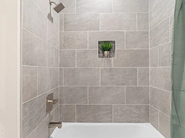 1017 S Bouvier St — Photo 21