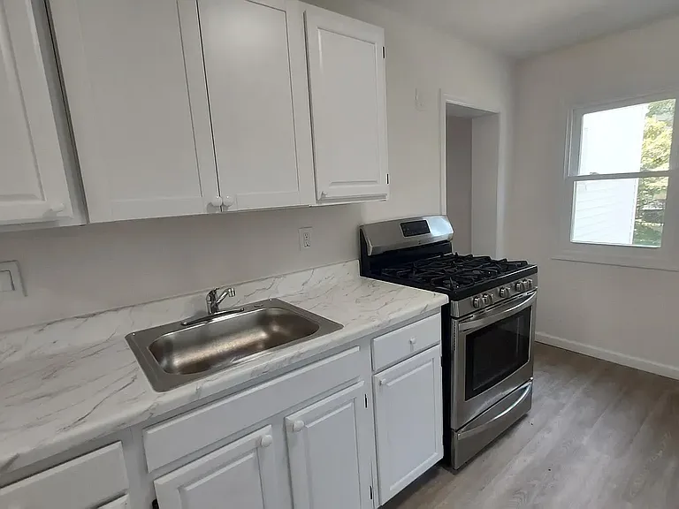 690 Route 524 — Photo 6