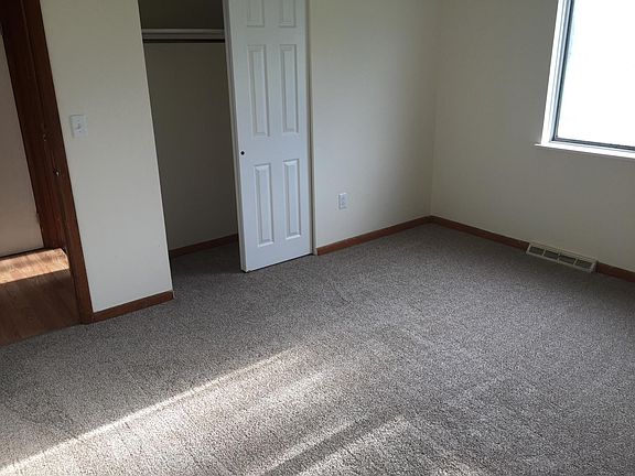 5th image of 66 Strasbourg Dr #2