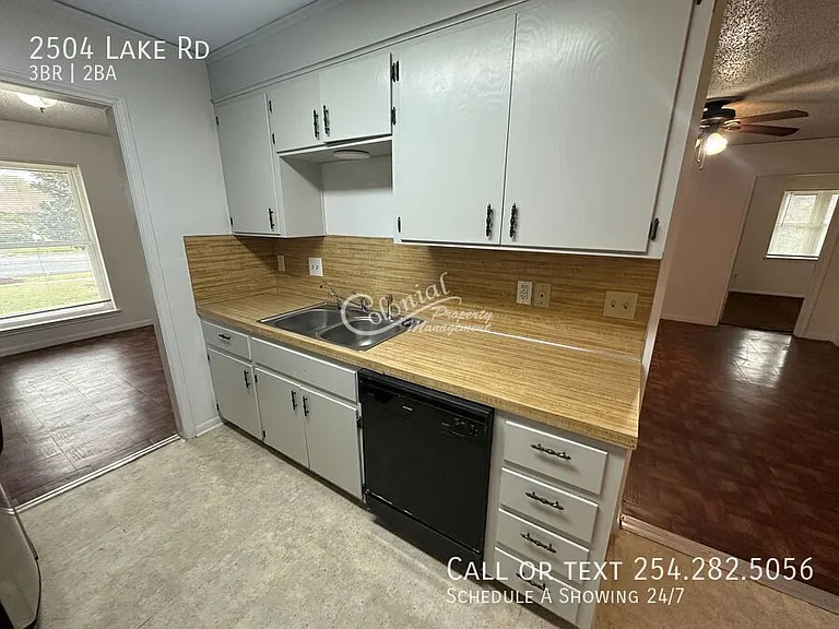 2504 Lake Rd — Photo 5