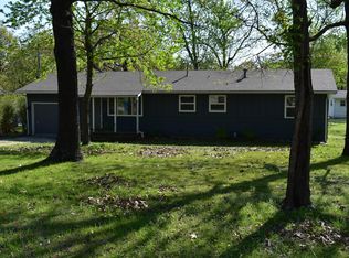 303 Hickory Pl, Carl Junction, MO 64834