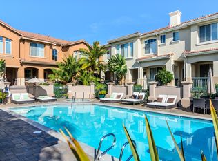 942 Camino De La Reina UNIT 19, San Diego, CA 92108