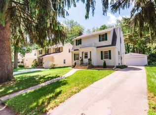 823 7th Ave SW, Rochester, MN 55902