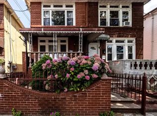 203 E 39th St, Brooklyn, NY 11203