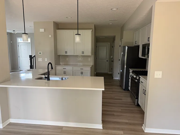 6375 Angelica Way — Photo 8