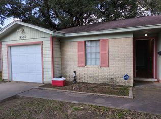 9580 Gardner St, Beaumont, TX 77707