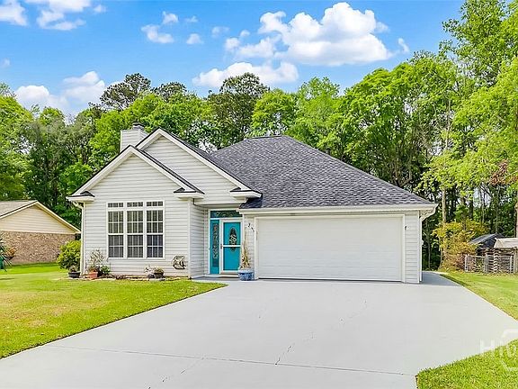 2nd image of 7 Haydens Court