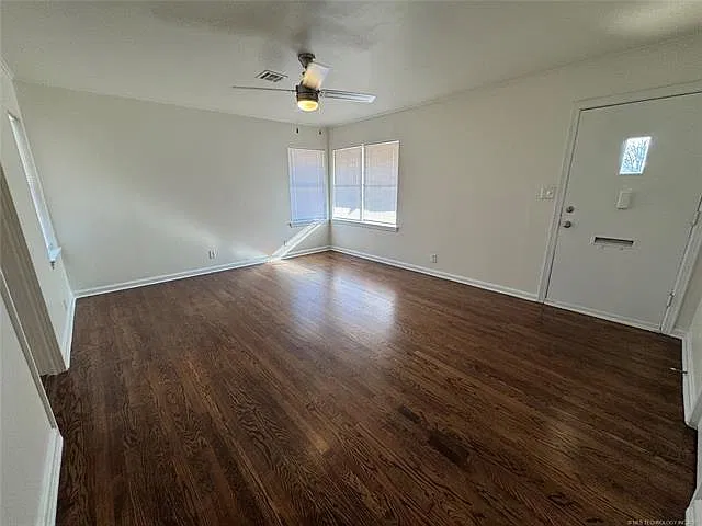2743 East 3rd St - 1 — Photo 3