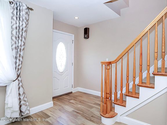 3rd image of 24 Behan Ct