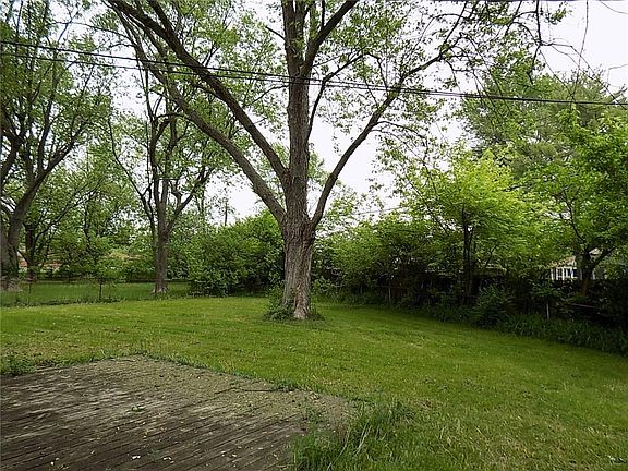 4th image of 3669 Ireland Dr