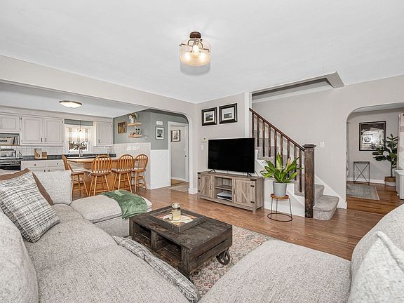 4th image of 60 Frances St
