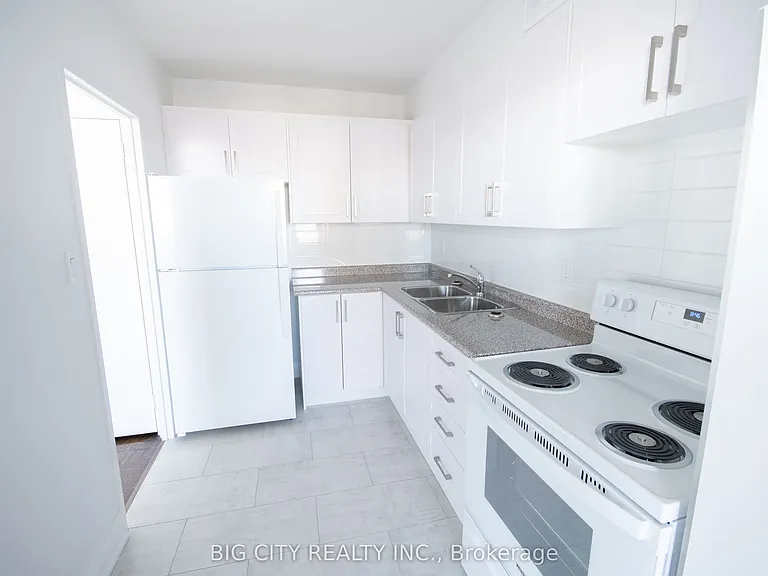 70 Cambridge Ave #9 — Photo 3