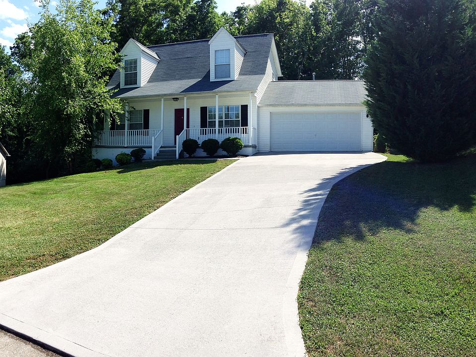 2nd image of 1028 Sugar Creek Ln