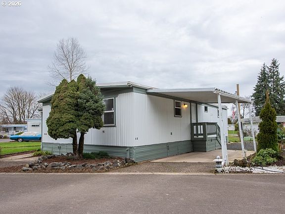 2nd image of 3950 Coburg Rd Space 52