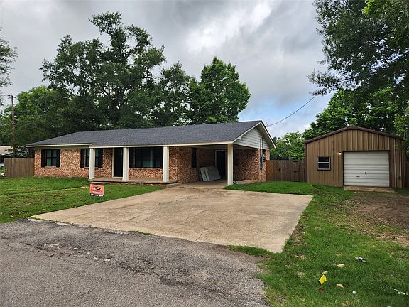 2nd image of 211 Betts Dr