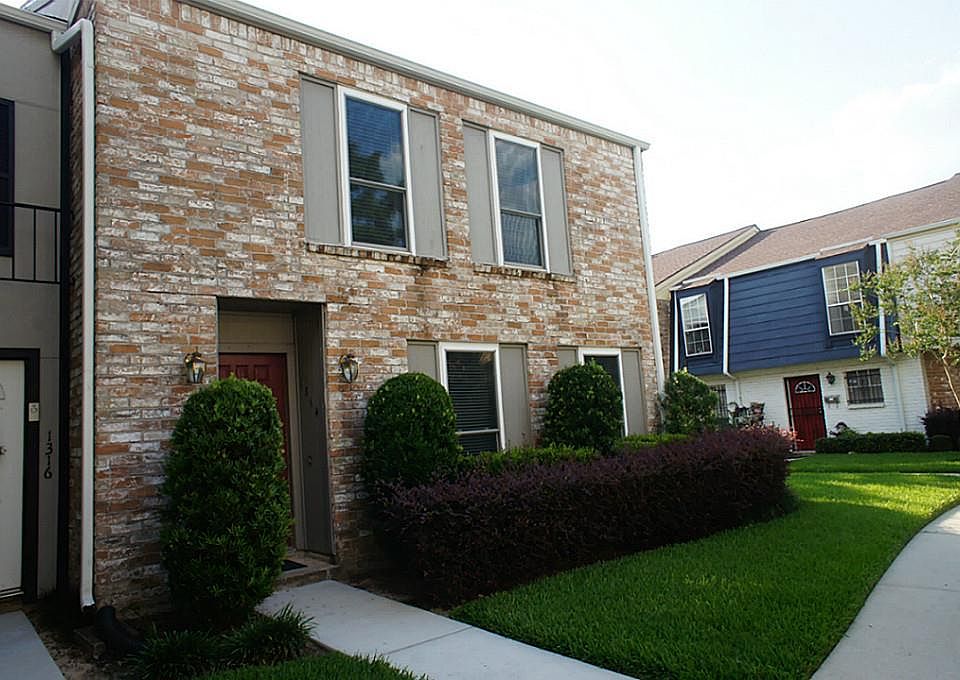1st image of 1314 Country Place Dr