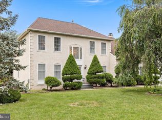 154 Orthodox Dr, Richboro, PA 18954