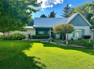 424 S Main St, Albion, ID 83311