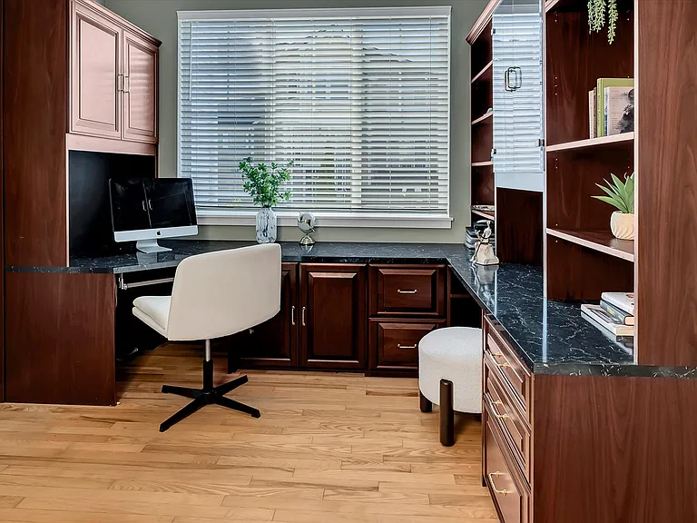 1601 NE Katsura St #501 — Photo 16