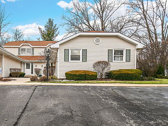 2nd image of 5308 Woodland Dr APT A