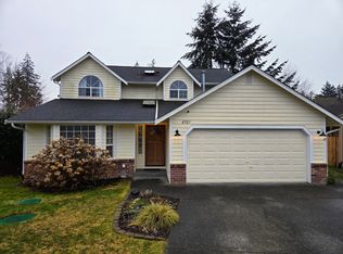 8701 Sebastian Dr NE, Olympia, WA 98516