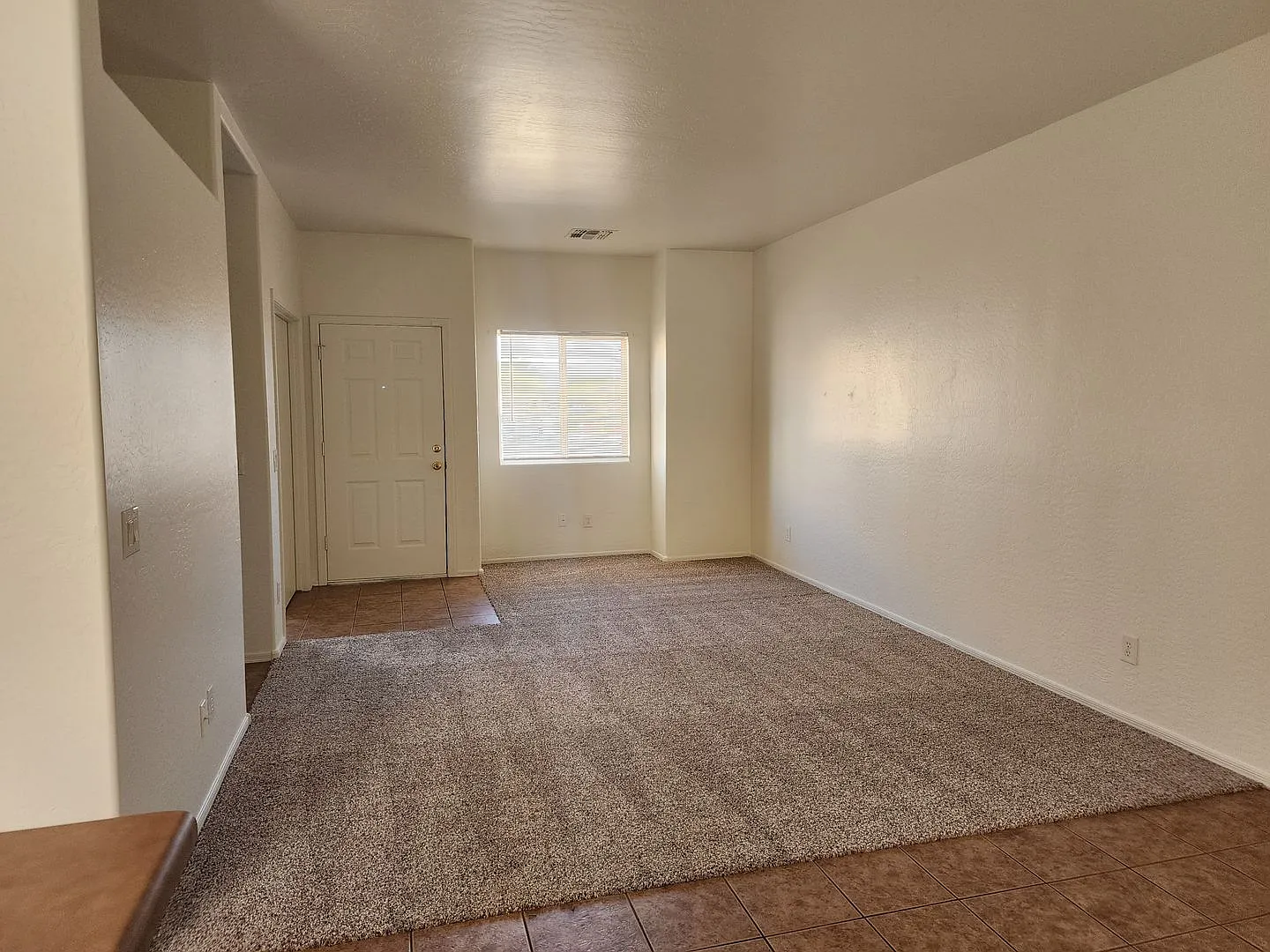 Beautiful 2 bedroom, 2 bathroom home! — Photo 4