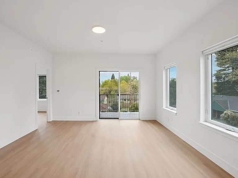 Boxcar Commons - Modern Living in Central Beaverton — Photo 84