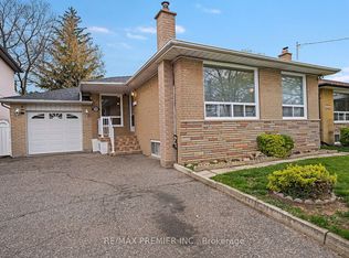 108 Thistle Down Blvd, Toronto, ON M9V1J6