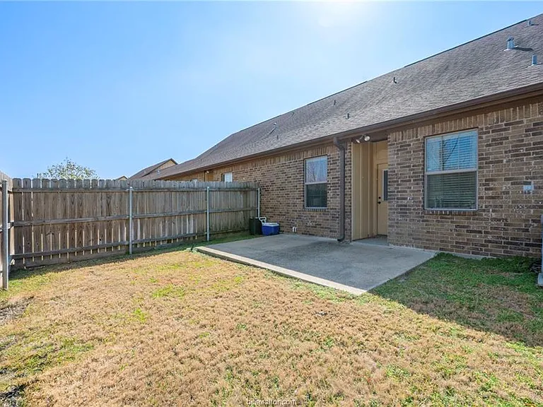 3303 Airborne Ave — Photo 6