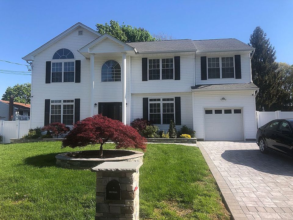 1st image of 219 Suburban Ave