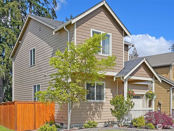 3rd image of 19006 23rd Avenue Ct E