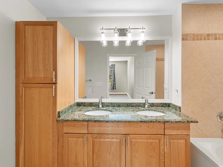 7915 Preserve Cir #216 — Photo 56