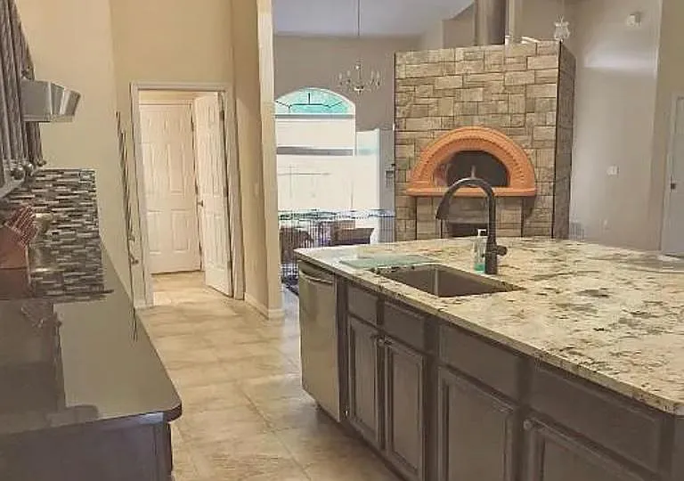 6545 SW 51st Ct — Photo 1