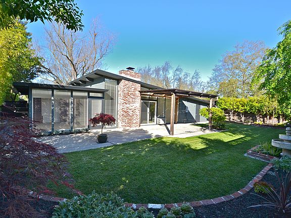 2nd image of 164 Camellia Ave
