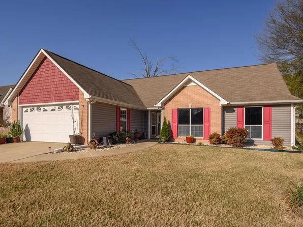 204 Leaf Ln, Alabaster, AL 35007