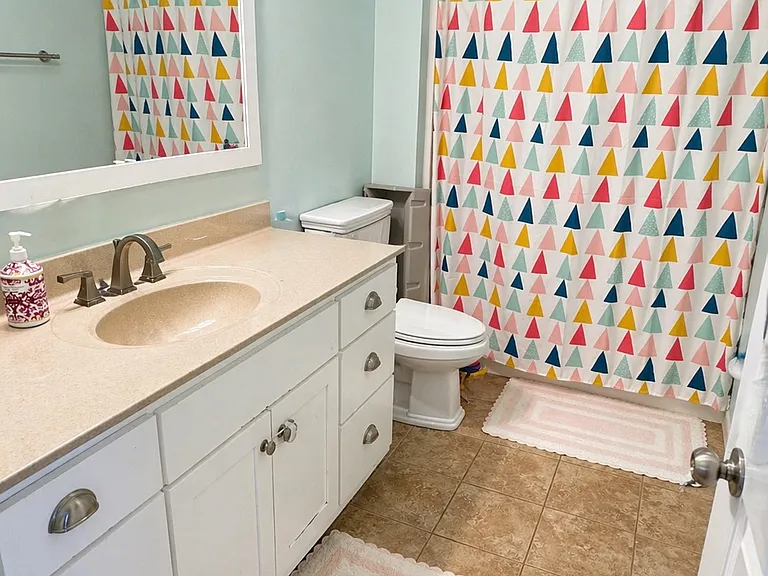 8032 W End Dr — Photo 24