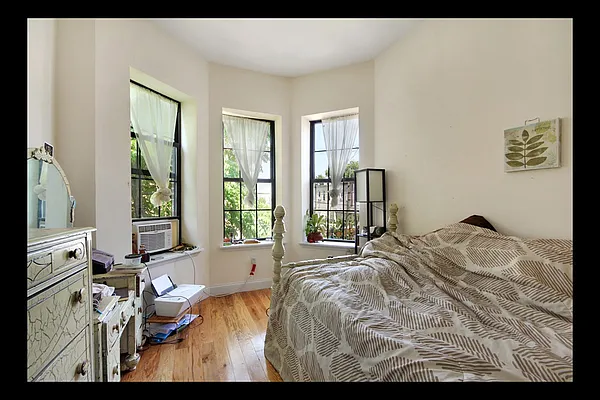 Rented by Corcoran | media 7