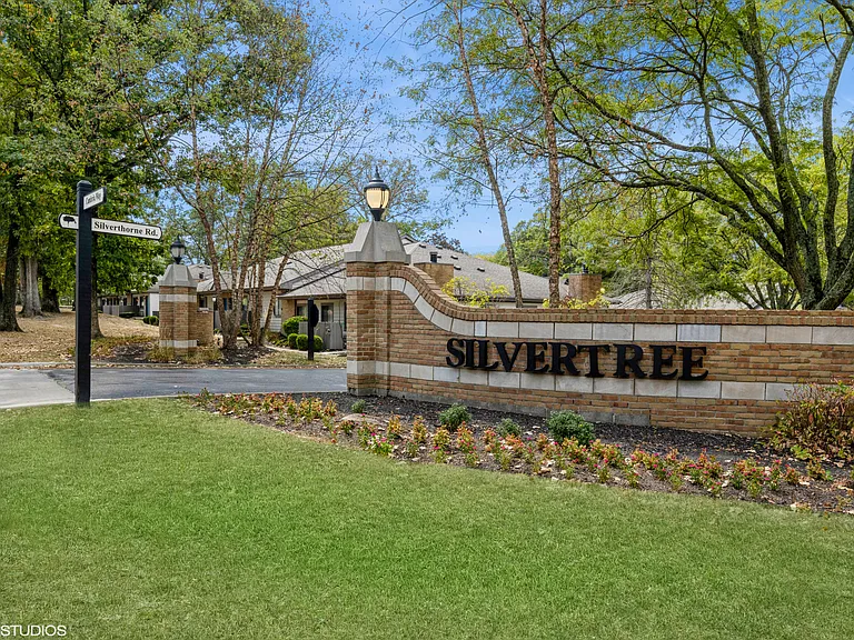 Silvertree at Little Turtle Apartments — Photo 29